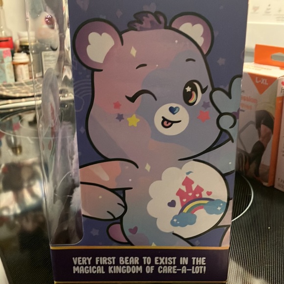Care Bears 40th Collectors Edition Exclusive Shimmer Effect Care-A-Lot Bear NWT - Picture 9 of 12